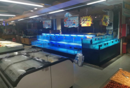 生鮮(xian)超市玻璃魚(yu)池定做